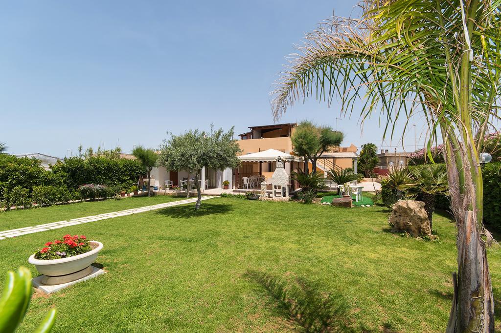 Kamarina Land Bed & Breakfast Santa Croce Camerina Dış mekan fotoğraf